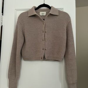 Aritzia wilfred cropped button up sweater